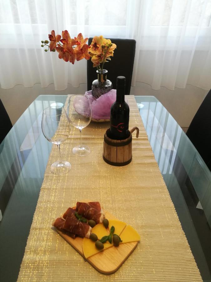 Relax Apartman Сплит Экстерьер фото